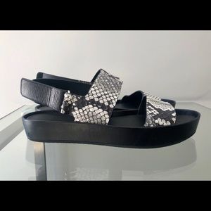VINCE MARETT PLATFORM PYTHON SANDALS